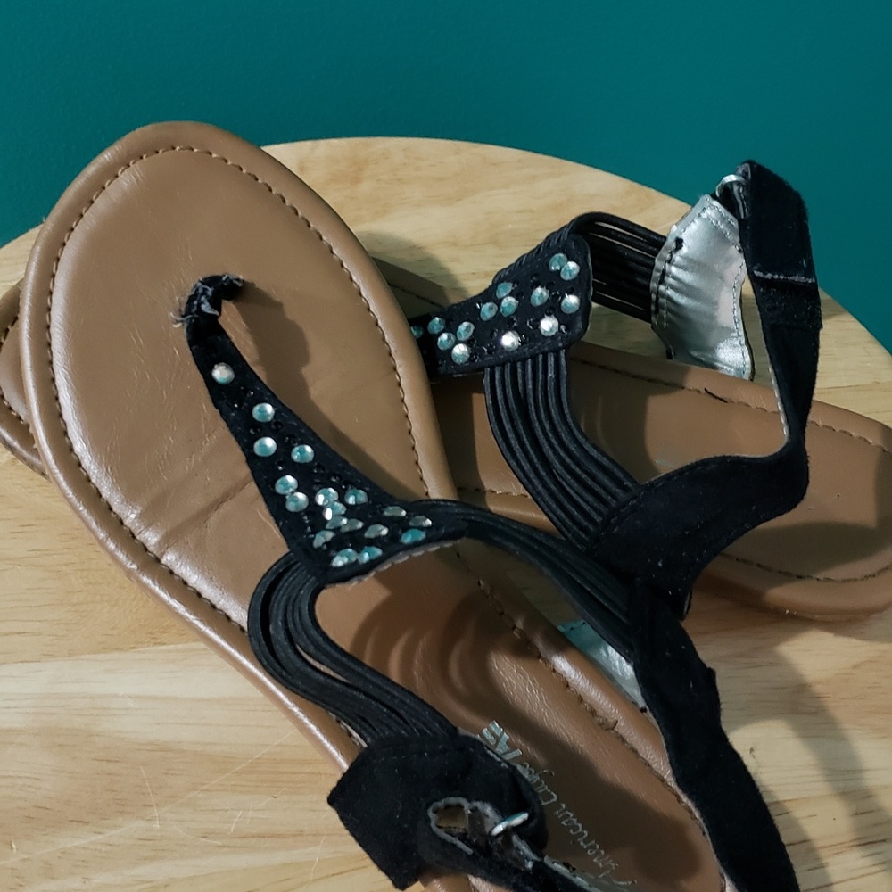 AMERICAN EAGLE SANDALS - Picture 2 of 3